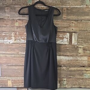 TAHARI Elegant Black Sleeveless Dress, Size S